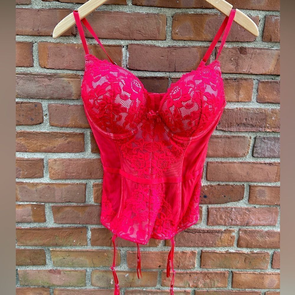 Frederick’s of Hollywood Red Lace Padded Push-Up Corset